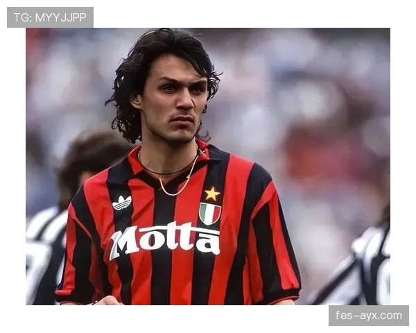 马尔蒂尼式防守:现代足球位置感与战术智慧引领防守新潮流 马尔蒂尼式防守:现代足球位置感与战术智慧引领防守新潮流