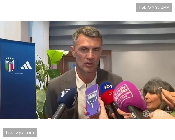 马尔蒂尼足球智慧：解码现代足球中技术与战术的完美平衡