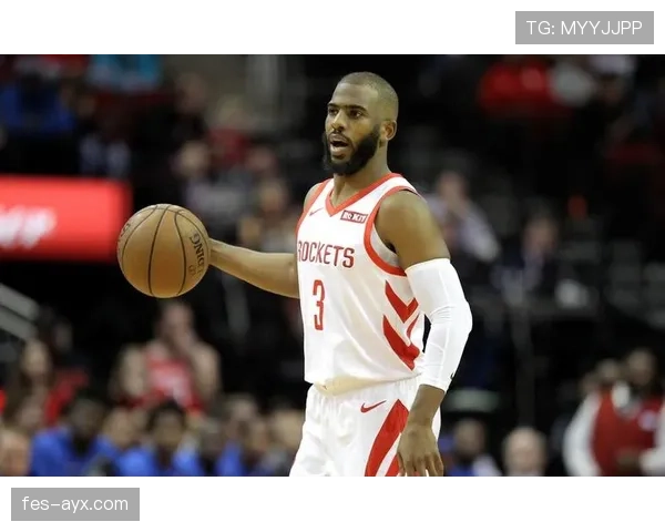 阿贾克斯防线稳固助球队豪取连胜，表现引人瞩目