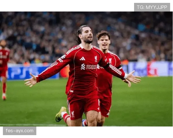 索博斯洛伊长传建功助球队逆转取胜，出色表现引热议